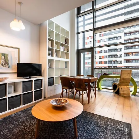 Qbik Abdank Loft 公寓 *